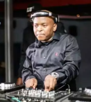 DJ Answer - Nyakazisa Ikhanda ft. Tipcee & DJ Tira